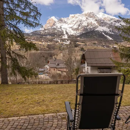 Casa Bucaneve, Con Terrazza Panoramica Sulle Dolomiti * Cortina dʼAmpezzo